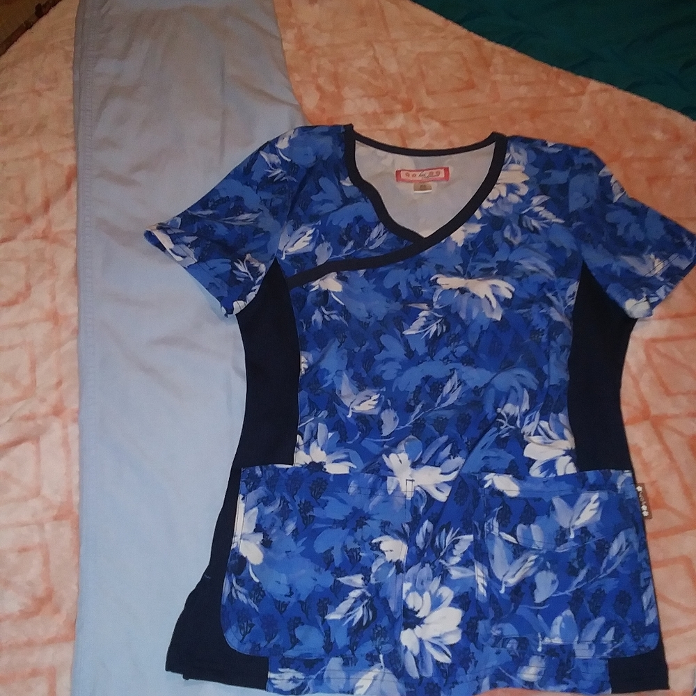 Xtra Small Scrub Set - Picture 5 of 5